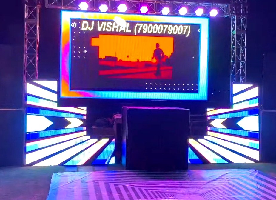 Large LED wall stage setup by Vishal DJ